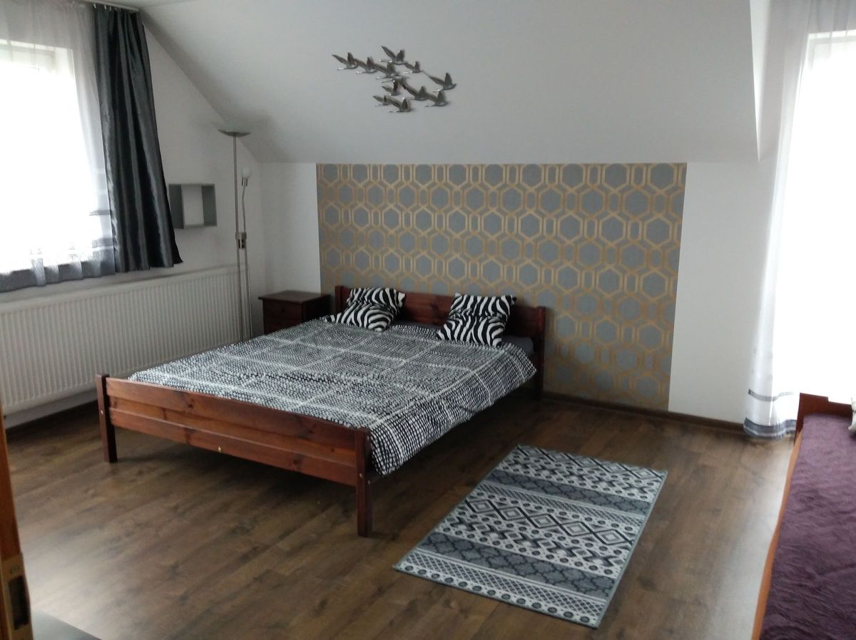 Apartament z poddaszem nad zatoką.